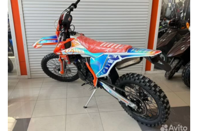 Мотоцикл Kews K16NB300 competitive