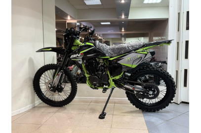 Мотоцикл BNK CB300F 