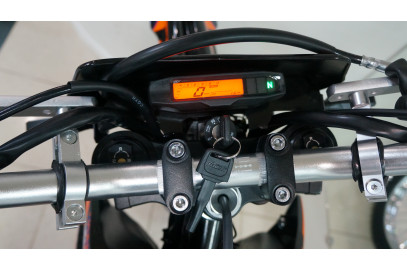 Мотоцикл Racer ZWC2-300B Booster